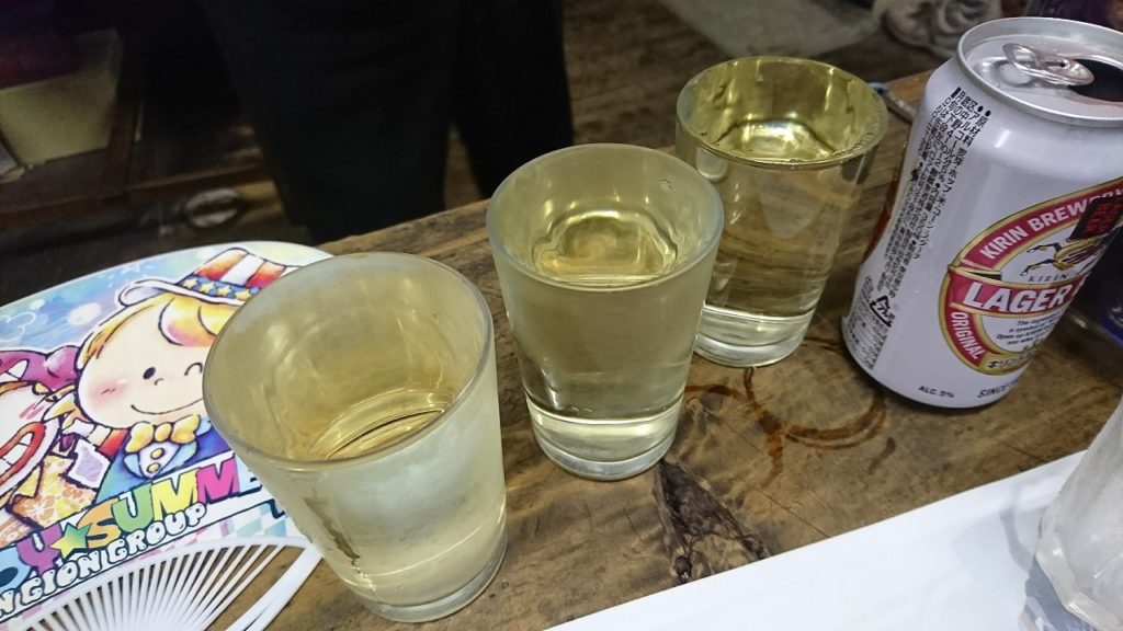 日本酒 3杯♪ 宮田酒店