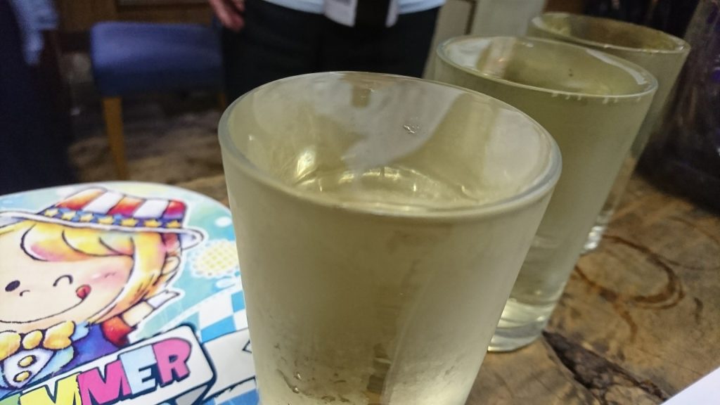 盛り切り!表面張力! 宮田酒店